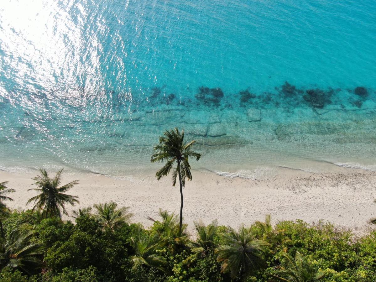 Sunrise By White Sand Dhigurah Dhigurah  Exterior photo